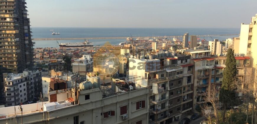 Apartment fully decorated cash payment. Ref# 2555