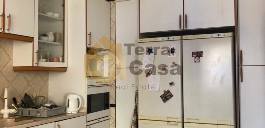 Fully furnished apartment cash payment. Ref# 2609