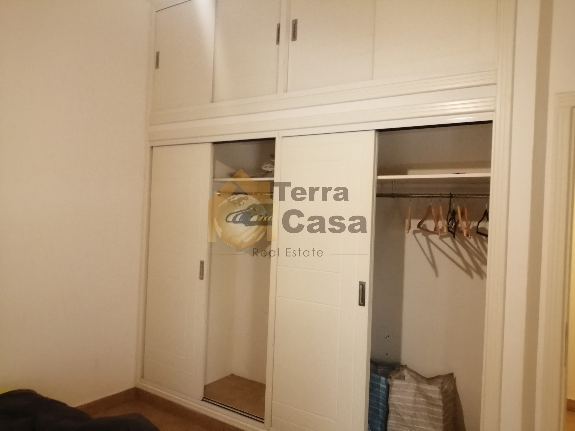 haouch el omara fully furnished apartment in a prime location cash payment.