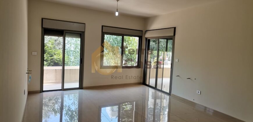 Brand new apartment with terrace cash payment. Ref#2737