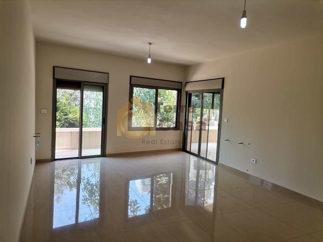 Brand new apartment with terrace cash payment. Ref#2737
