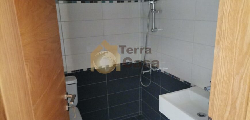 Brand new apartment with terrace cash payment. Ref#2737