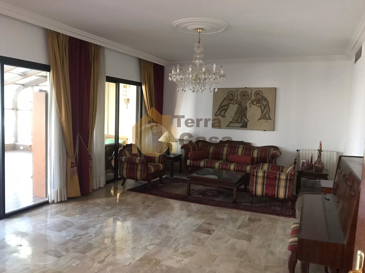 Fully decorated apartment in Louazieh with Terrace 160 sqm.