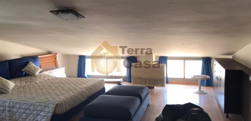 Duplex terrace 100 sqm unfurnished cash payment.