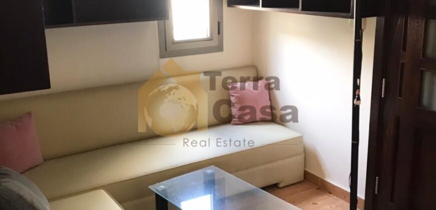 Duplex terrace 100 sqm unfurnished cash payment.