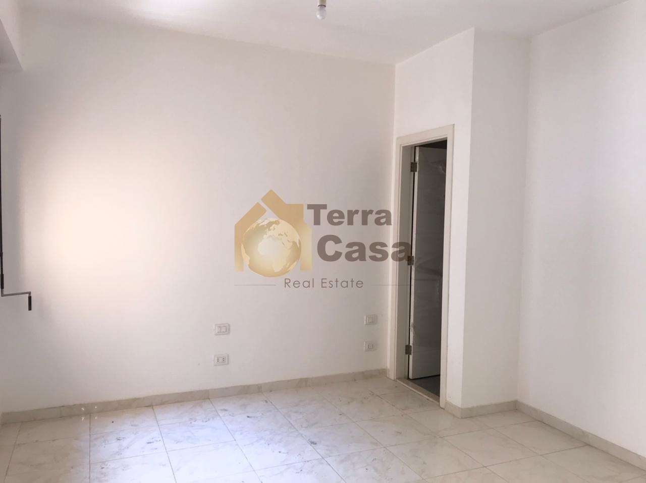 Brand new apartment open view cash payment.Ref# 2772