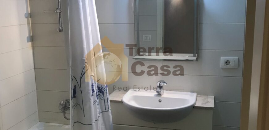 Apartment for rent in Mar Takla cash payment. Ref#2808