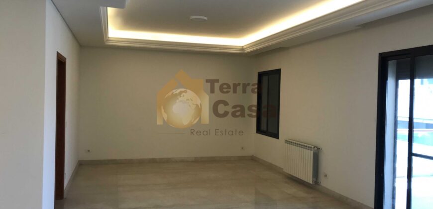 Apartment for rent in Mar Takla cash payment. Ref#2808