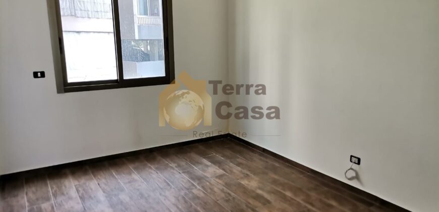 Brand new apartment cash payment. Ref# 2819