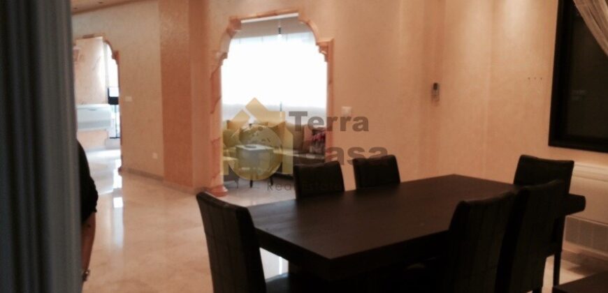 Fully furnished apartment one unit per floor cash payment.Ref# 2820