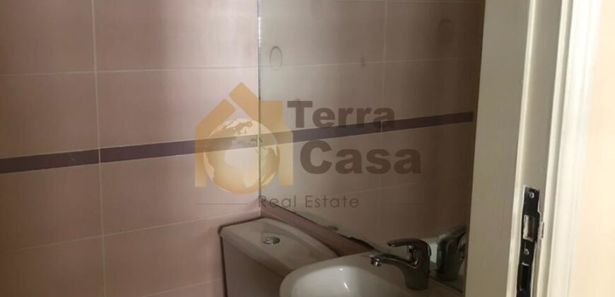 Apartment nice location cash payment . Ref#2920