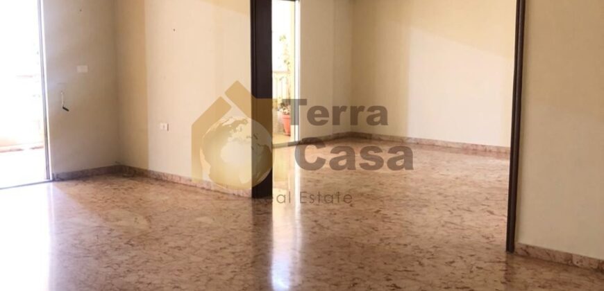 Apartment nice location cash payment . Ref#2920