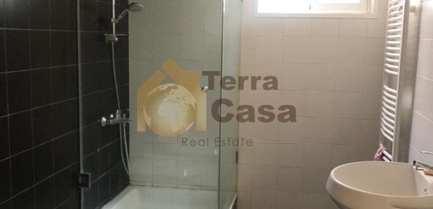 Apartment nice location cash payment . Ref#2920