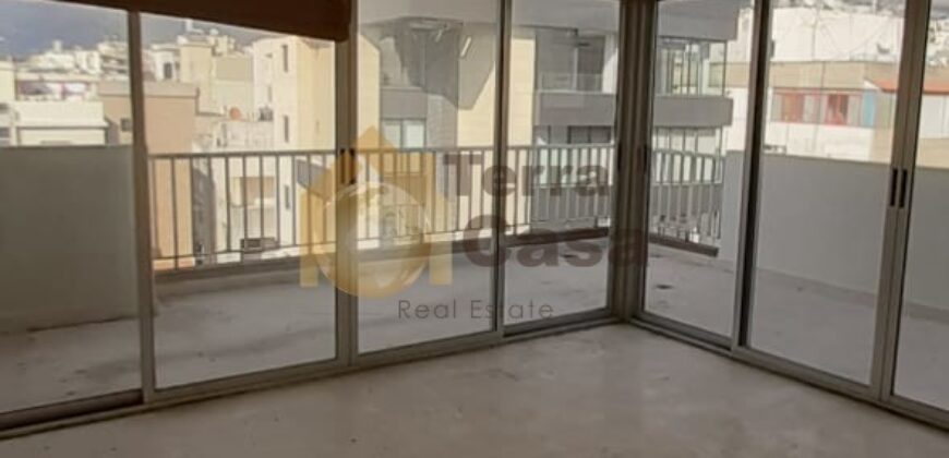 zouk mosbeh Apartment nice location cash payment .Ref#2933