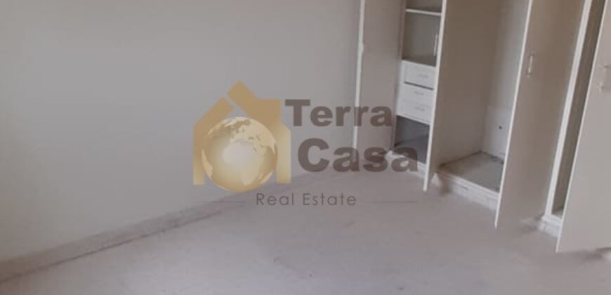 zouk mosbeh Apartment nice location cash payment .Ref#2933