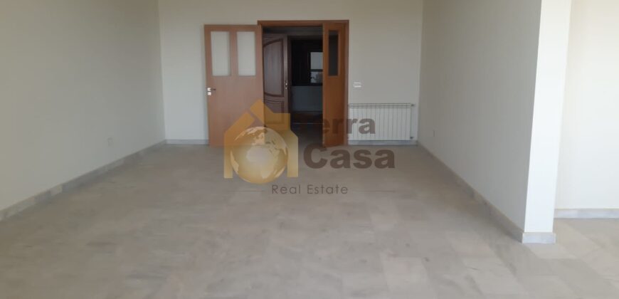 Fully decorated apartment nice view cash payment.Ref#2987