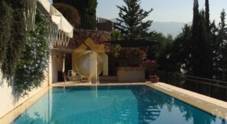 Adma luxurious apartment with garden and swimming pool, amazing view