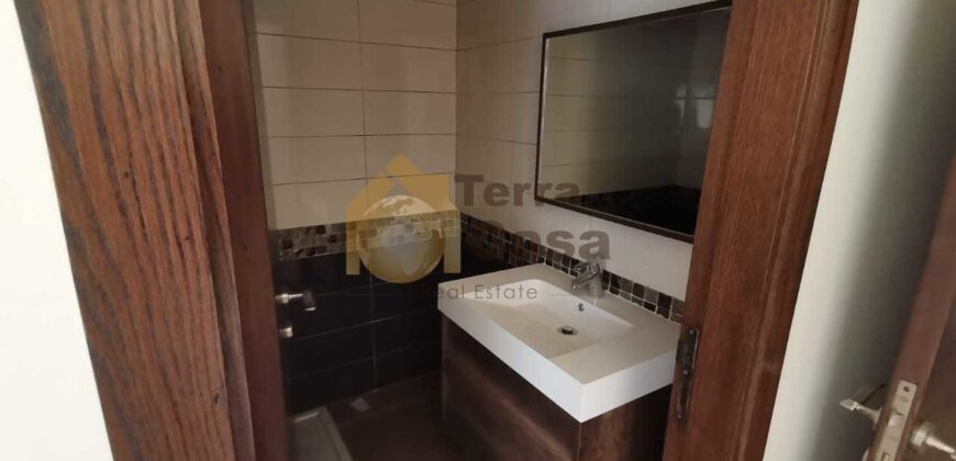 Brand new apartment cash payment. Ref#3008