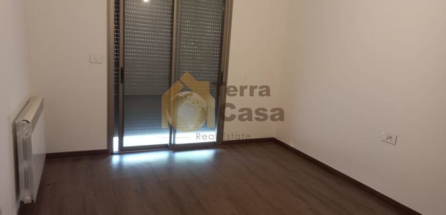 Brand new luxurious apartment cash payment.Ref#3131