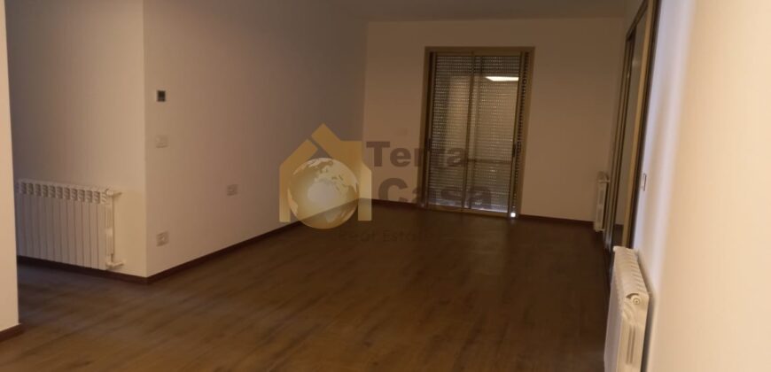 Brand new luxurious apartment cash payment.Ref#3131