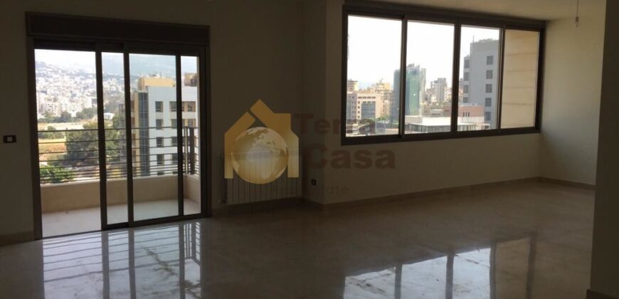 Apartment prime location open view cash payment.Ref#3220
