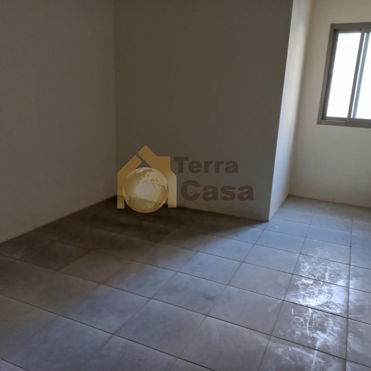 Brand new apartment with terrace cash payment .Ref#3245