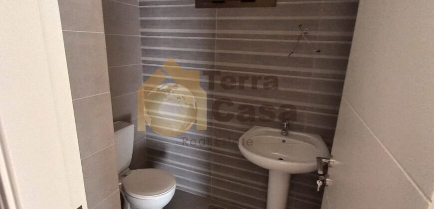 Brand new apartment nice location cash payment. Ref# 3266