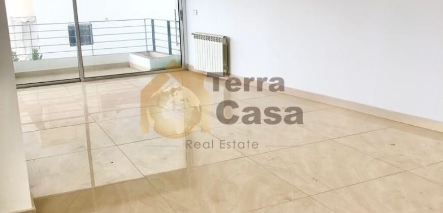 Brand new apartment with roof and 70 sqm terrace Ref#3275