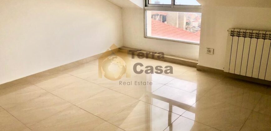 Brand new apartment with roof and 70 sqm terrace Ref#3275