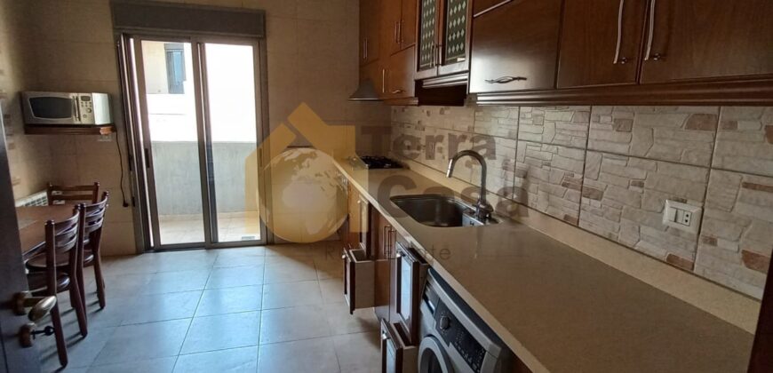 Prestigious apartment semi furnished cash payment.