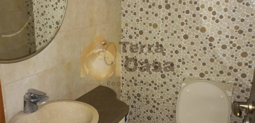 Prestigious apartment semi furnished cash payment.