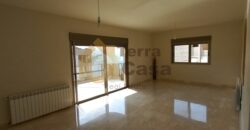 Prestigious apartment semi furnished cash payment.