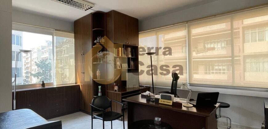 Fully equipped office nice location cash payment.