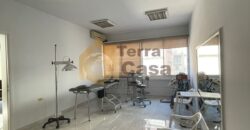 Fully equipped office nice location cash payment.