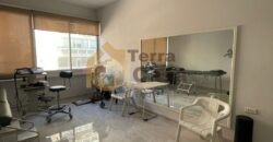 Fully equipped office nice location cash payment.