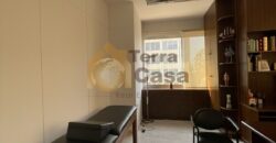 Fully equipped office nice location cash payment.