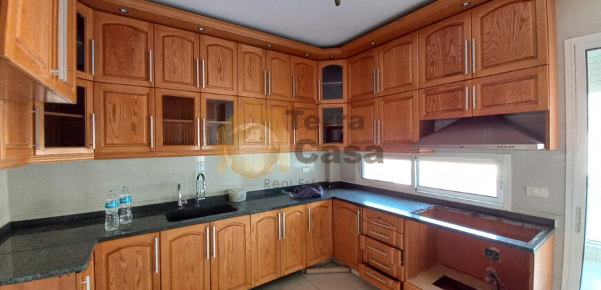 Luxurious apartment for sale in Louaizeh open view