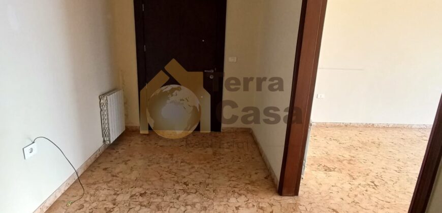 Fully decorated apartment open view cash payment.Ref#3492
