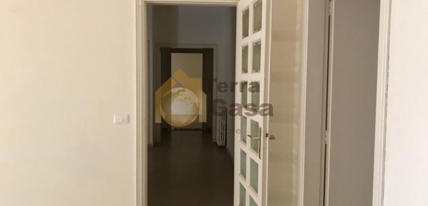 Sale apartment in Biyada prestigious neighborhood. Ref#3318