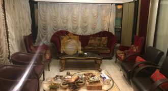 Apartment one unit per floor nice location .