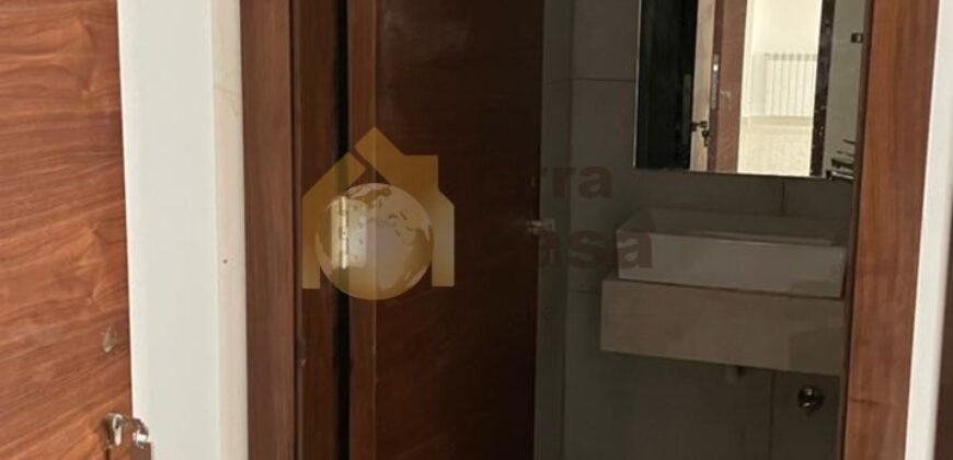 Rent apartment Beit Misk with terrace cash payment Ref#3403