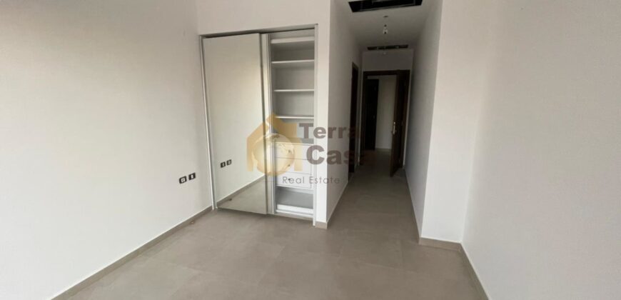 Rent apartment Beit Misk with terrace cash payment Ref#3403