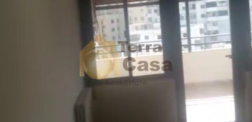 zouk mikael Duplex open view cash payment. Ref#3406