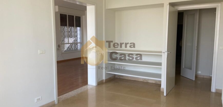 Apartment fully renovated nice location