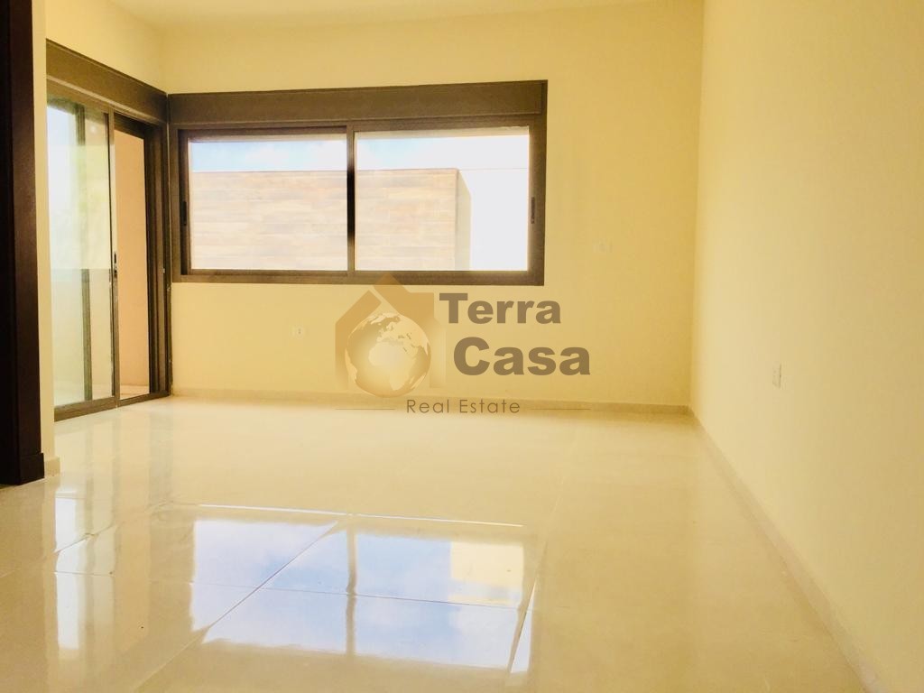 brand new apartment fully furnished nice location .
