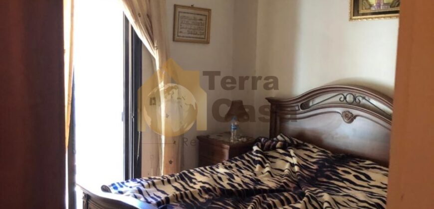 Fully decorated and furnished apartment nice location cash payment. Ref#3427