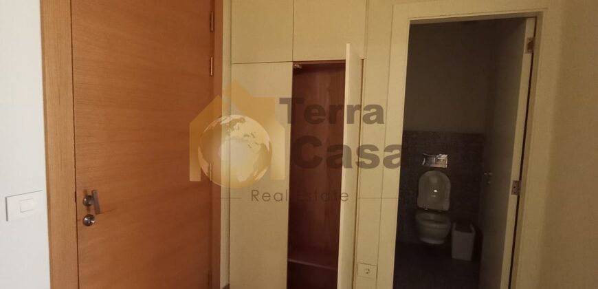 Luxurious fully furnished  apartment open view cash payment.Ref#3441