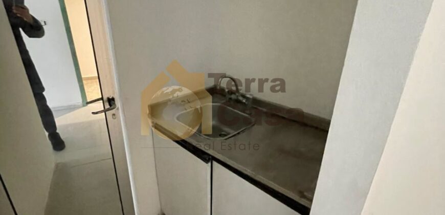 office prime location cash payment.Ref#3449