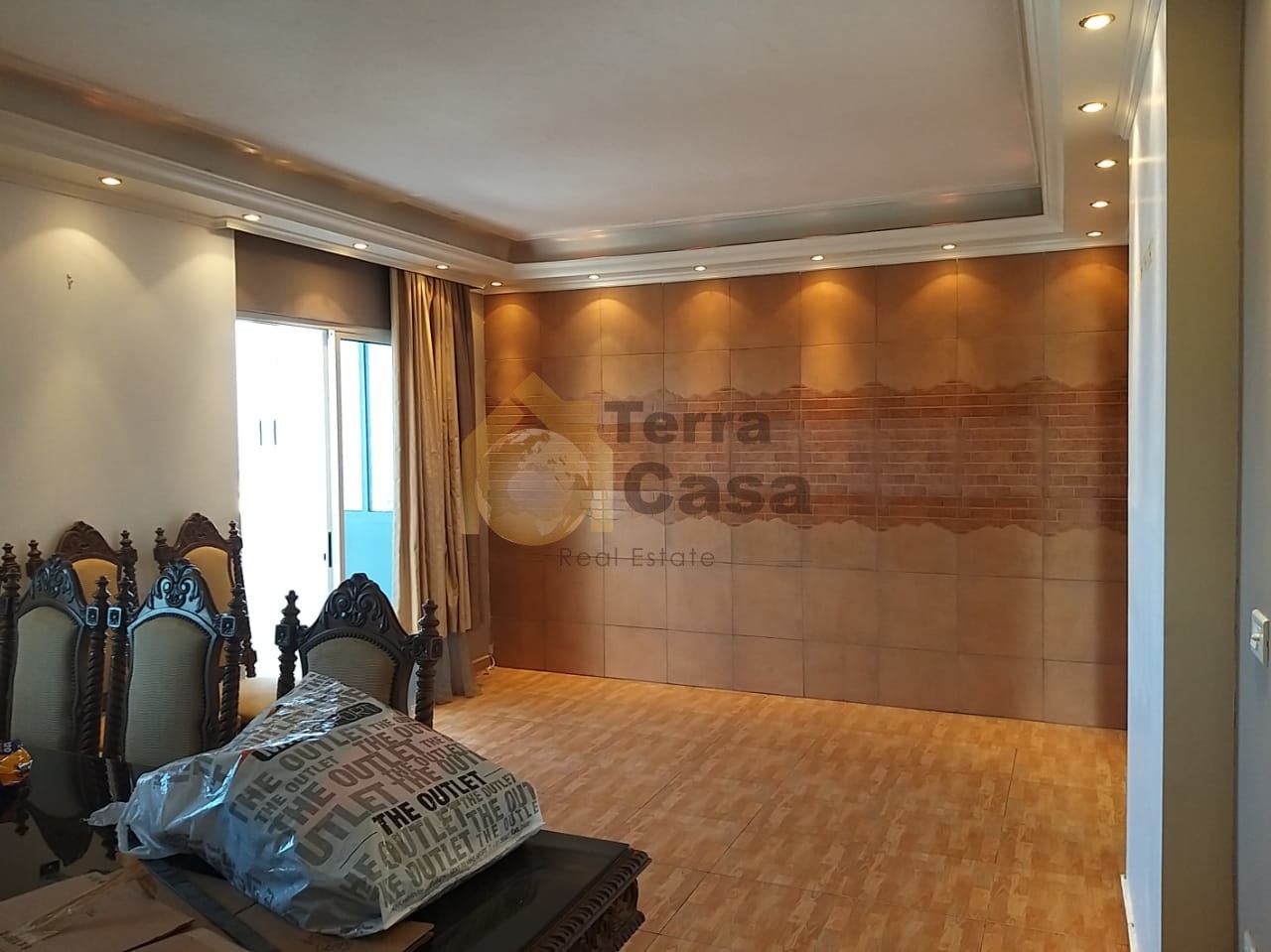 Fully decorated apartment open view sea  cash payment.