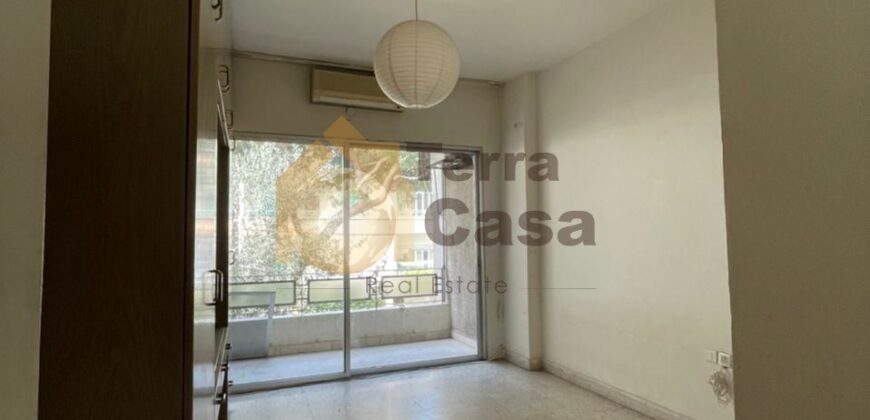 Horch tabet fully decorated apartment nice location.Ref#3701